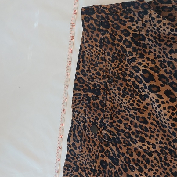 Time And True Leppard Print pull on Pants .Size XXL .Flaws pictured . - Picture 6 of 11